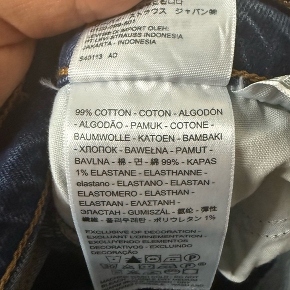 LEVI’S Premium Wedgie Straight Leg Minimalist Casual Button Fly Rigid Denim Jean - Picture 10 of 11